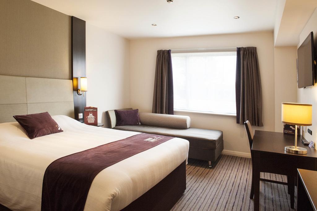 Premier Inn Dunfermline Kültér fotó