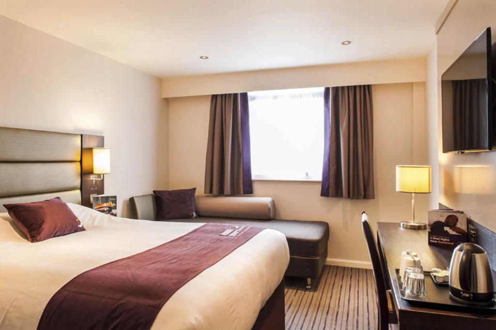 Premier Inn Dunfermline Szoba fotó